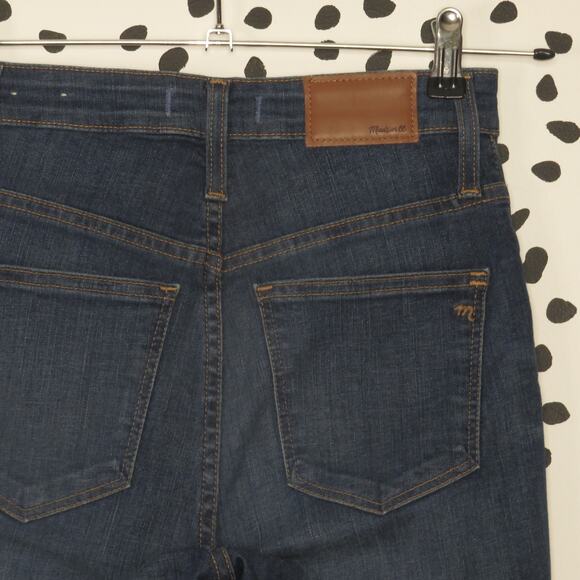 Madewell Moreaux Wash Curvy High Rise Skinny Jeans - Picture 6 of 11